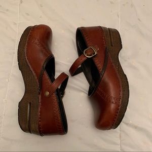 Brown Dansko clogs